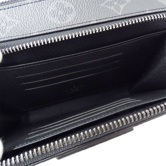 Louis Vuitton Monogram Eclipse Bum Bag - Picture 5 of 10